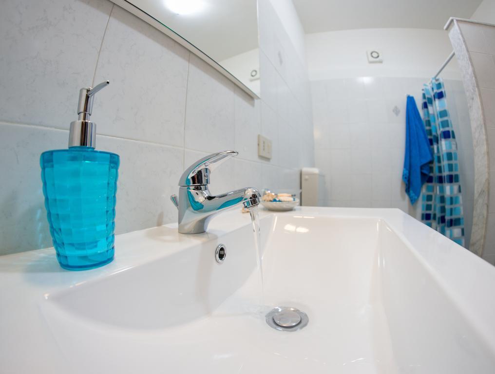 Light Blue Apartment Balestrate Luaran gambar